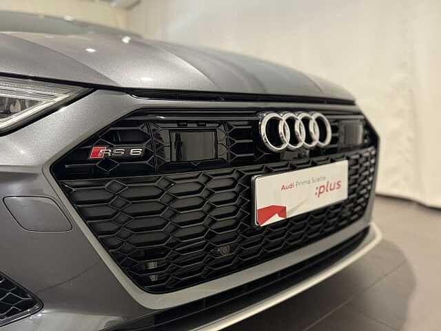 Audi RS6 Avant RS 6 Avant 4.0 TFSI V8 quattro tiptronic