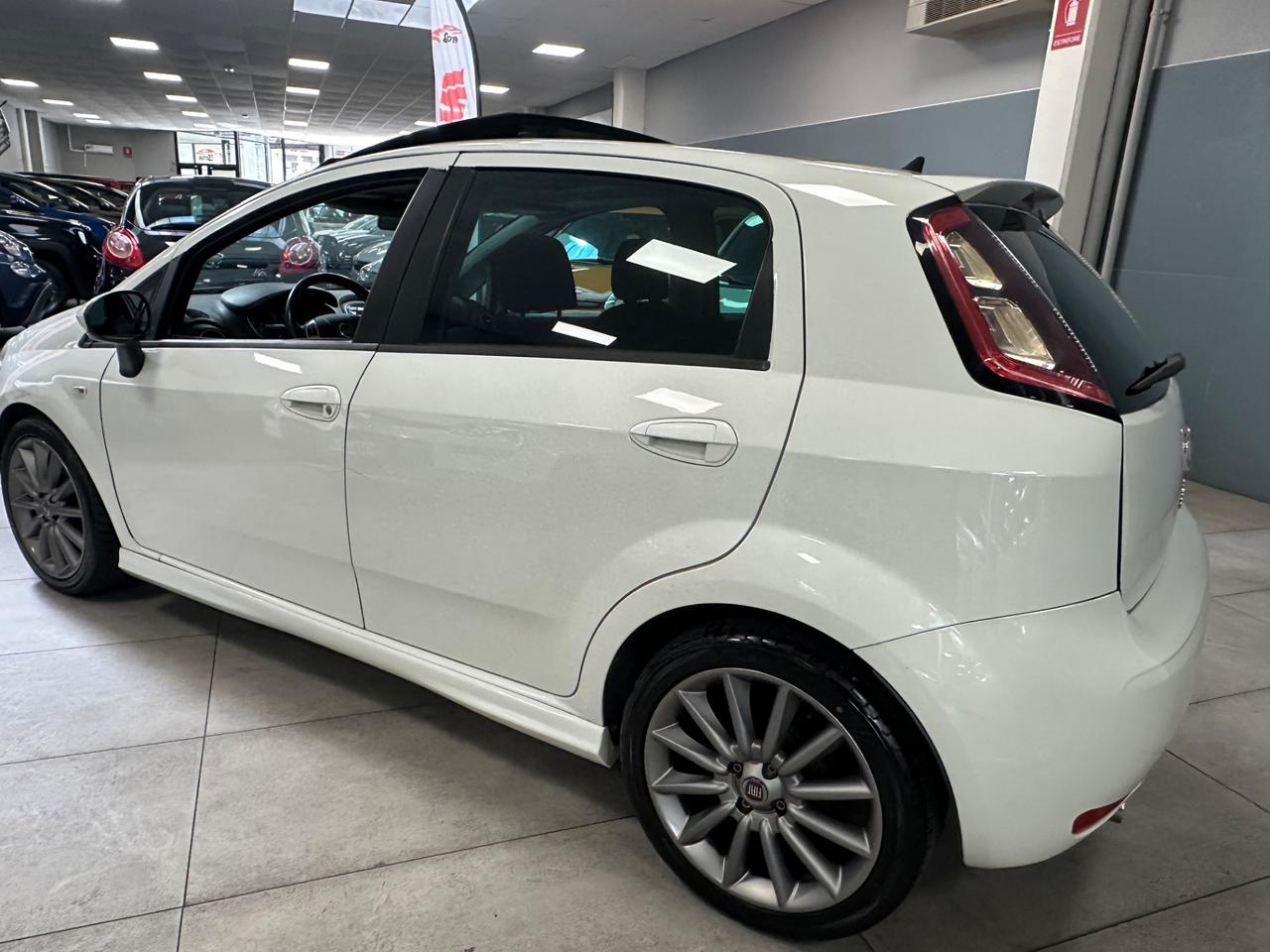 Fiat Grande Punto 4 SERIE SPORT 5P