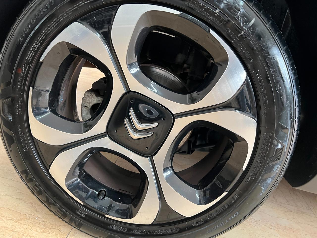 Citroen C3 Aircross BlueHDi 100 Shine