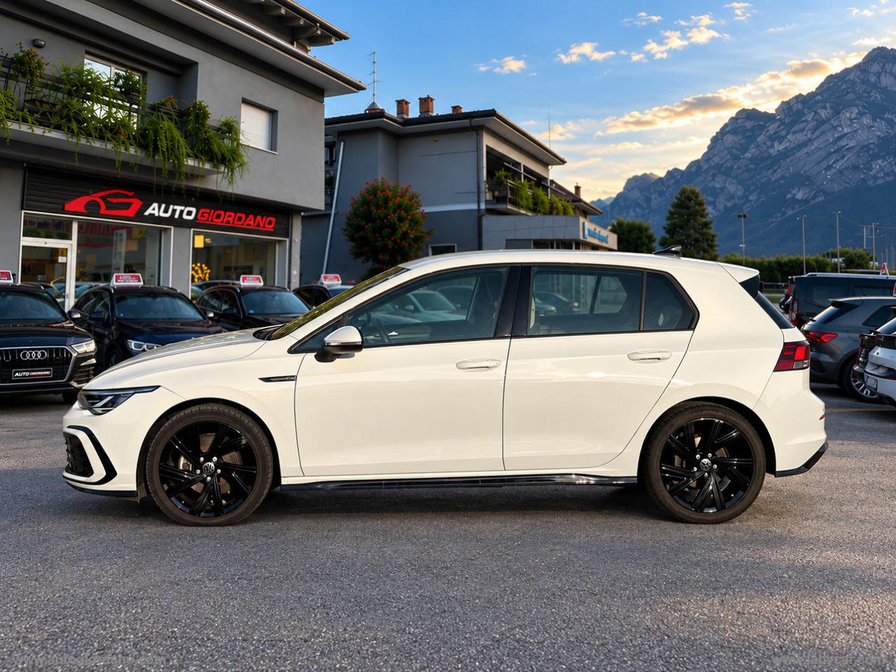 VOLKSWAGEN Golf 1.5 TSI 150 CV EVO ACT R-Line