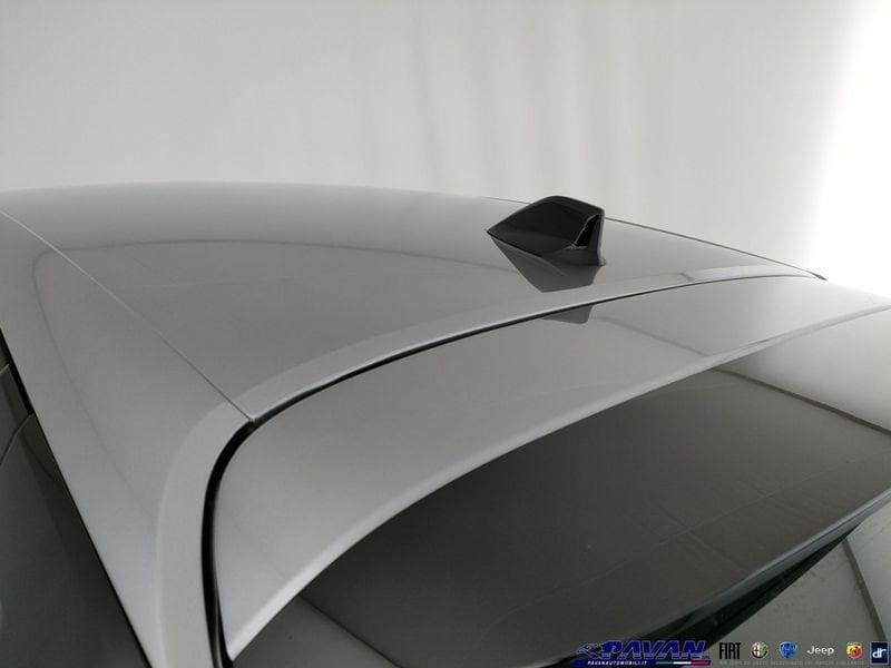 Lancia Ypsilon 1.2 Hybrid e-DCT