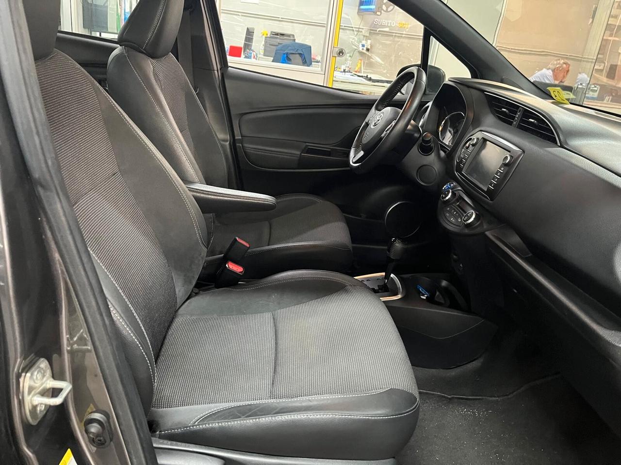 Toyota Yaris 1.5 Hybrid Tagliandi Toyota