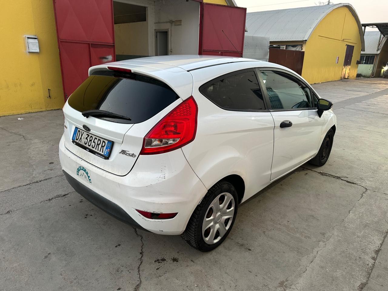 Ford Fiesta 1.6 TDCi 90CV 3 porte DPF