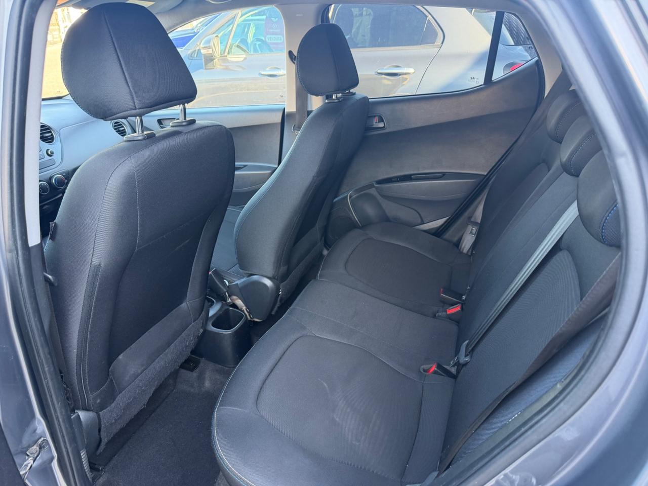 Hyundai i10 1.0 MPI Sound Edition