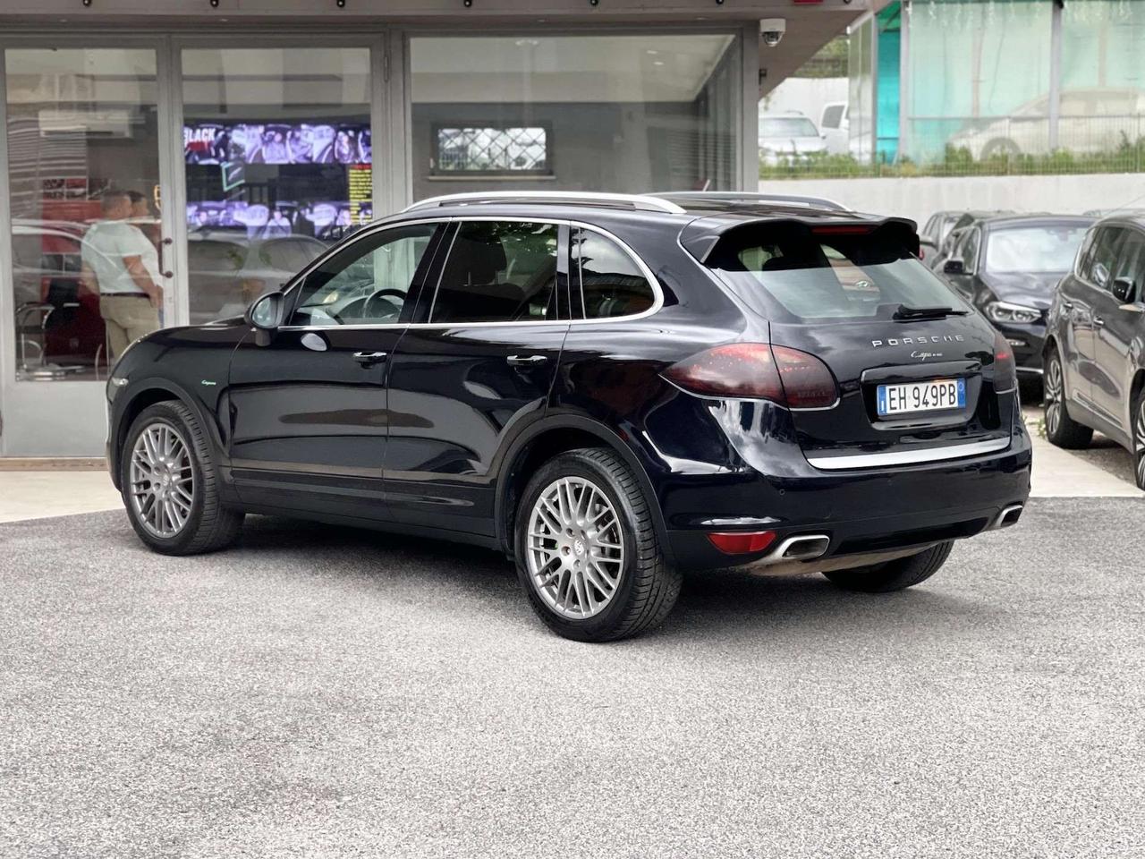 Porsche Cayenne 3.0 Diesel 240CV E5 - 2011