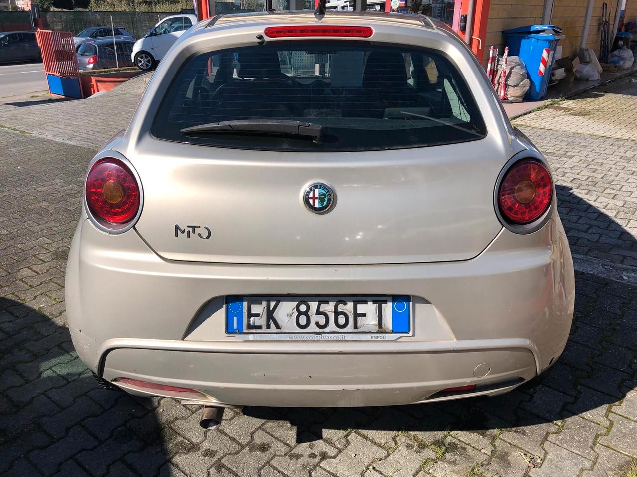 Alfa Romeo MiTo 1.4 8V ADATTA PER NEOPATENTATI CON GARANZIA 12 MESI E POSSIBILITA' DI ESTENSIONE FINO A 36 MESI!!!