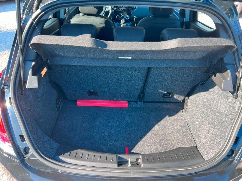 Lancia Ypsilon 1.0 FireFly 5 porte S&S Hybrid Gold