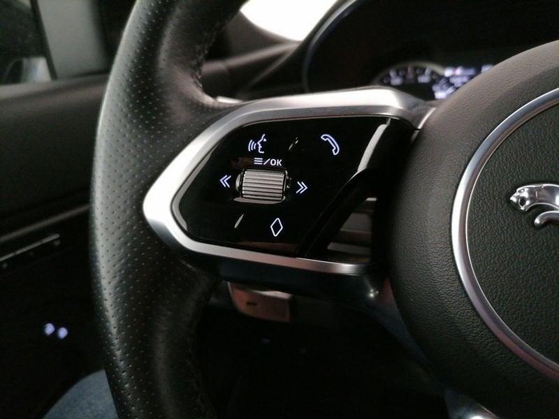 Jaguar E-Pace 2.0d i4 mhev R-Dynamic SE awd 163cv auto