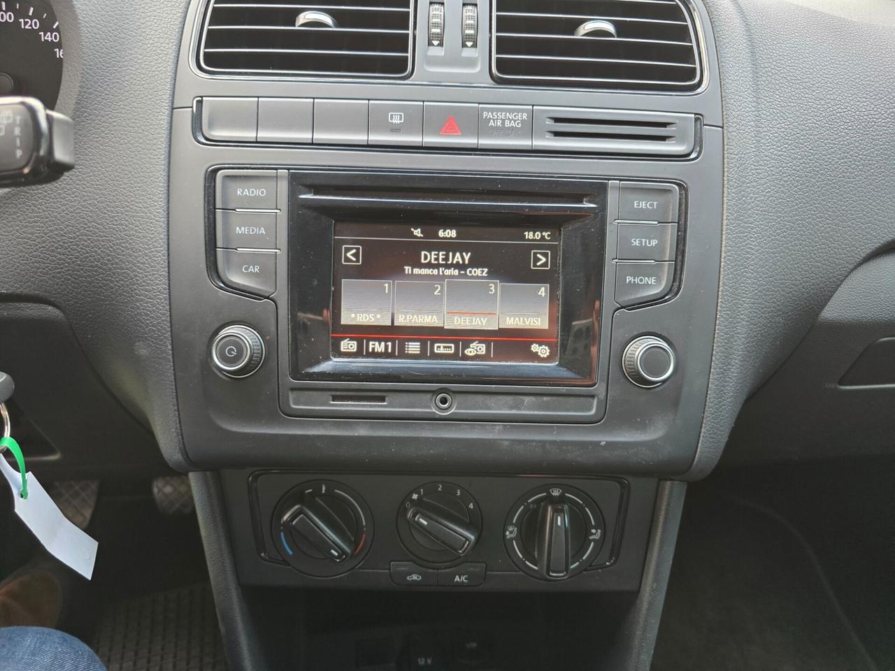 Volkswagen Polo 1.4TDI 75CV Trendline 113000KM-2015