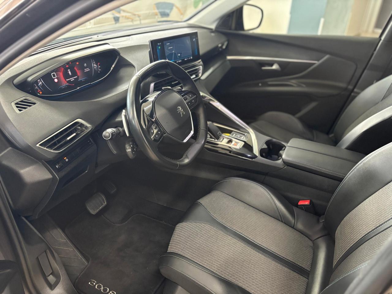 Peugeot 3008 BlueHDi 130 S&S Allure