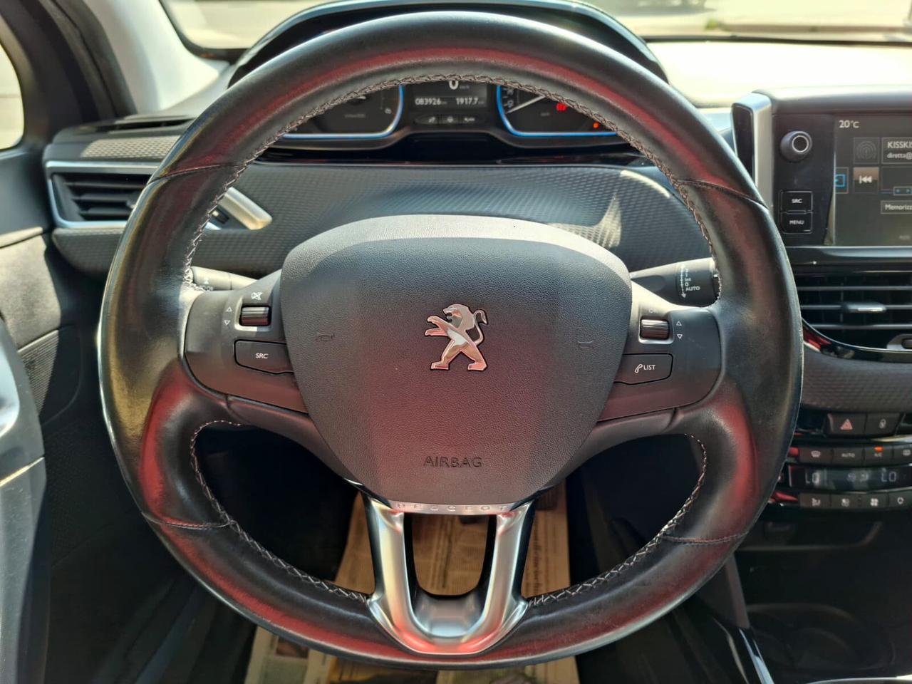 Peugeot 2008 1.6 BlueHDi 100cv Black Matt 2015