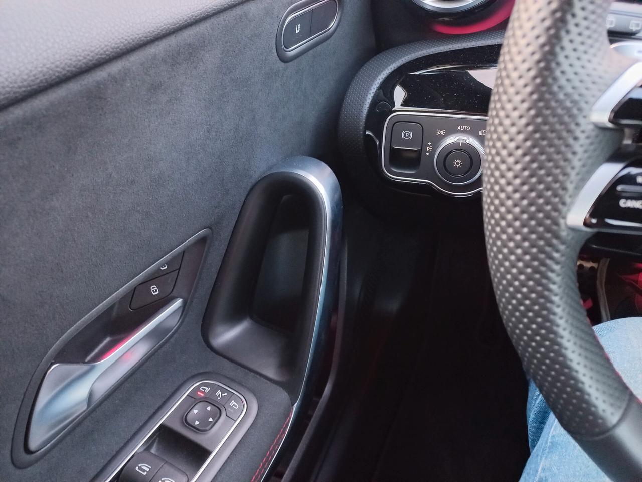 Mercedes-benz A 180 Automatic AMG Line Advanced Plus