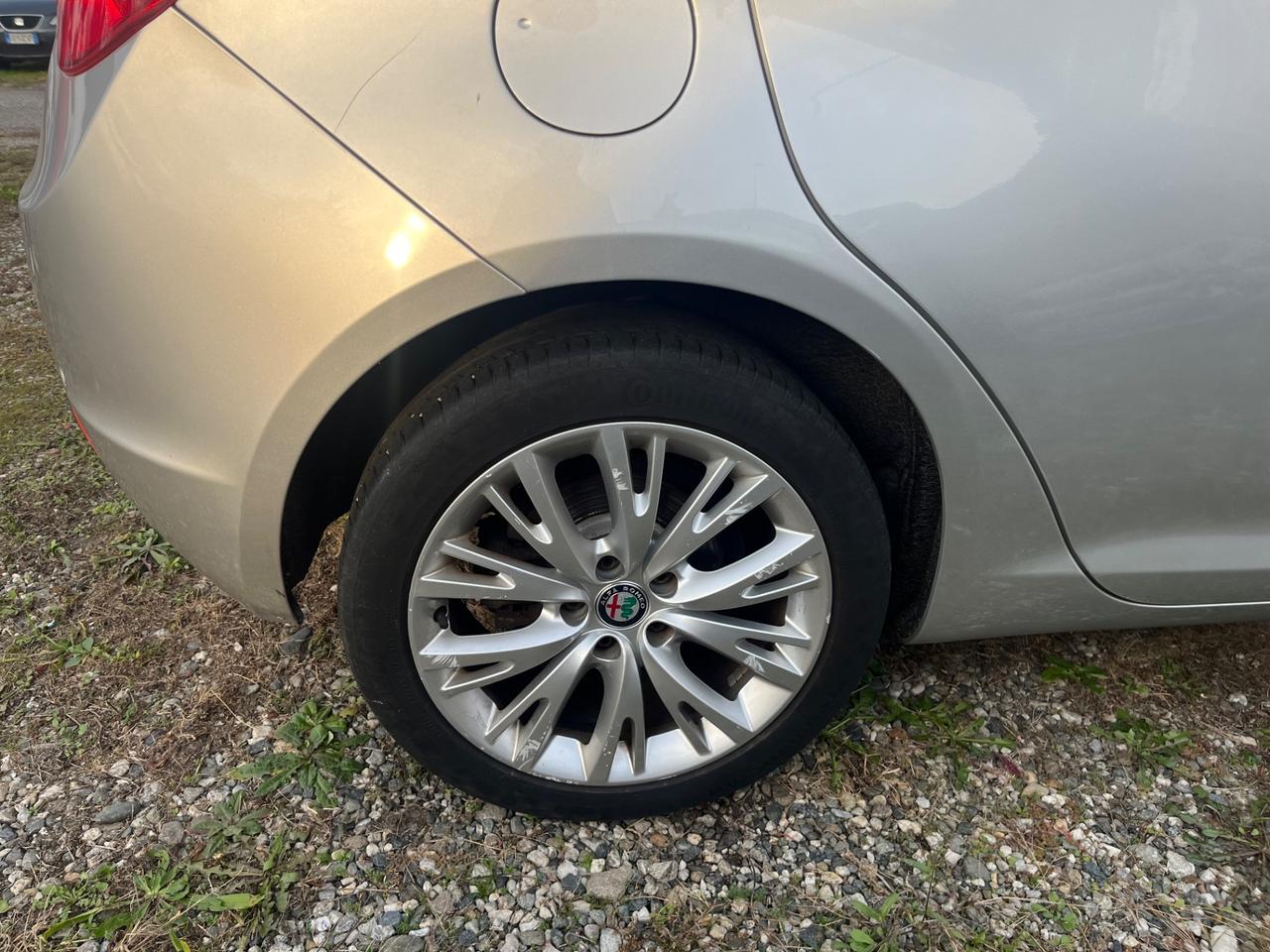 Alfa Romeo Giulietta 1.6 JTDm-2 105 CV Exclusive