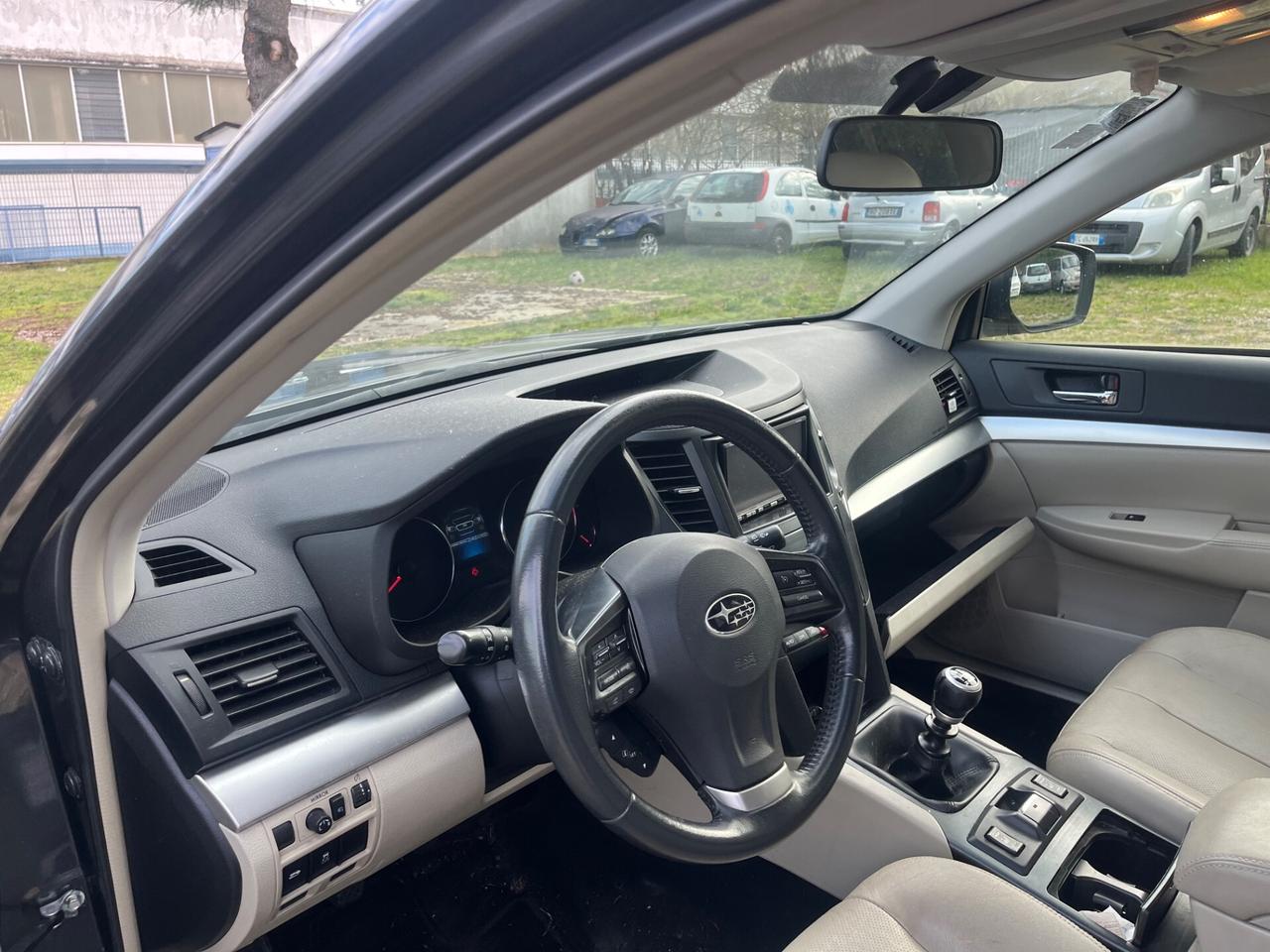 Subaru OUTBACK 2.0D AWD Trend Leather (peoblema albero a camme )