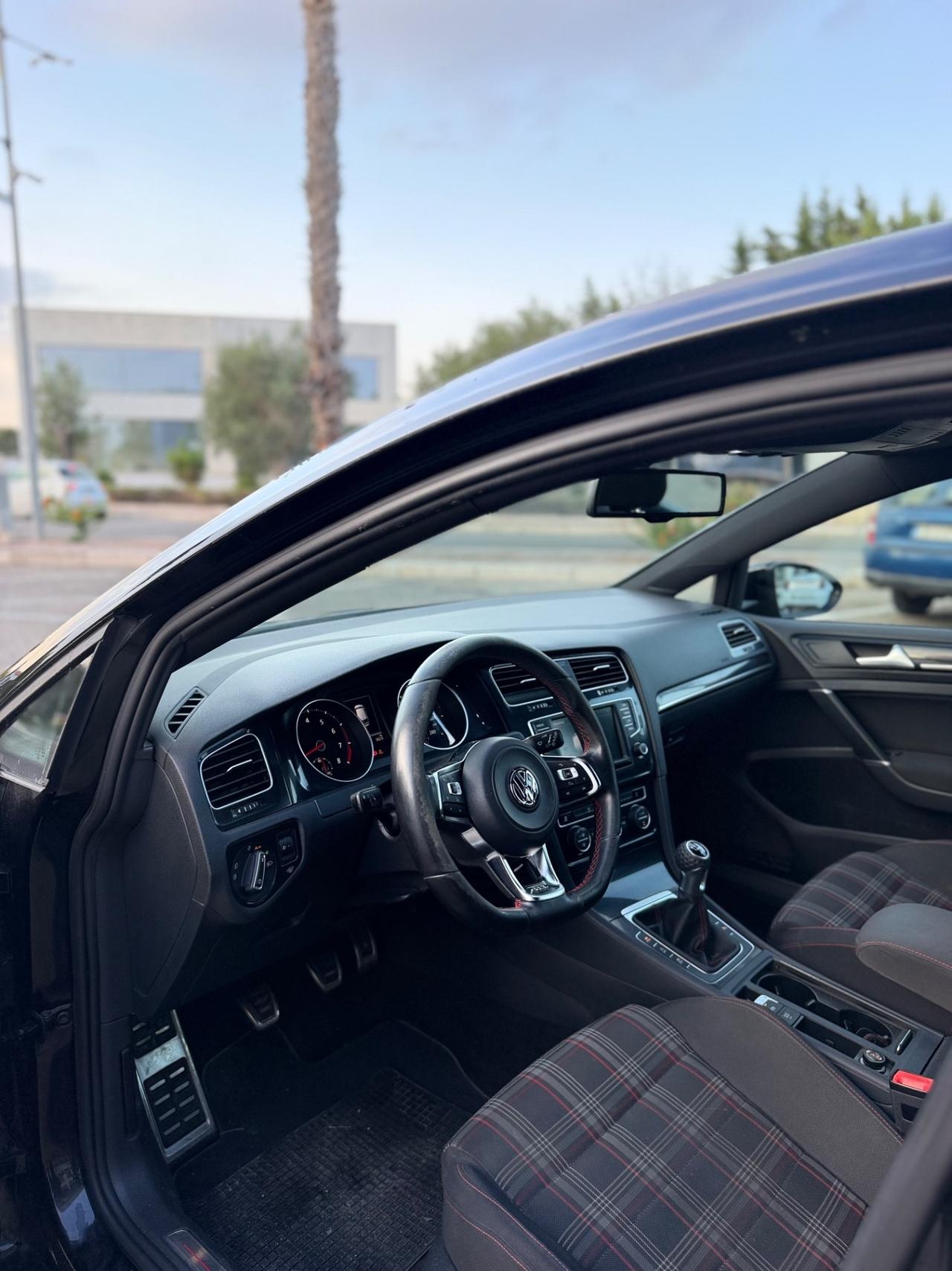 Volkswagen Golf GTI Clubsport 2.0 TSI 5p. BlueMotion Technology