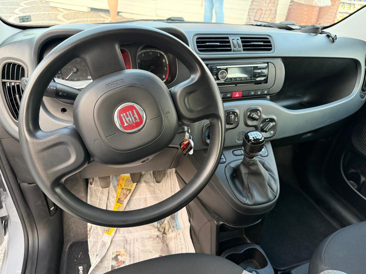 Fiat Panda anno 2022 da vetrina benzina ibrida