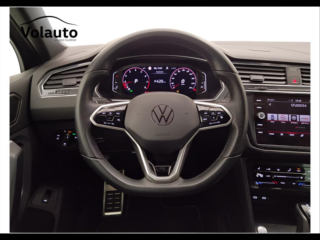 VOLKSWAGEN Tiguan II 2021 - Tiguan 2.0 tsi R-Line 4motion 190cv dsg