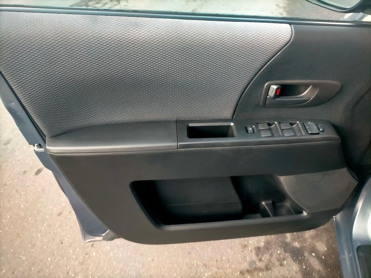 Mazda 5 2.0 MZ-CD 16V 110CV 7 POSTI