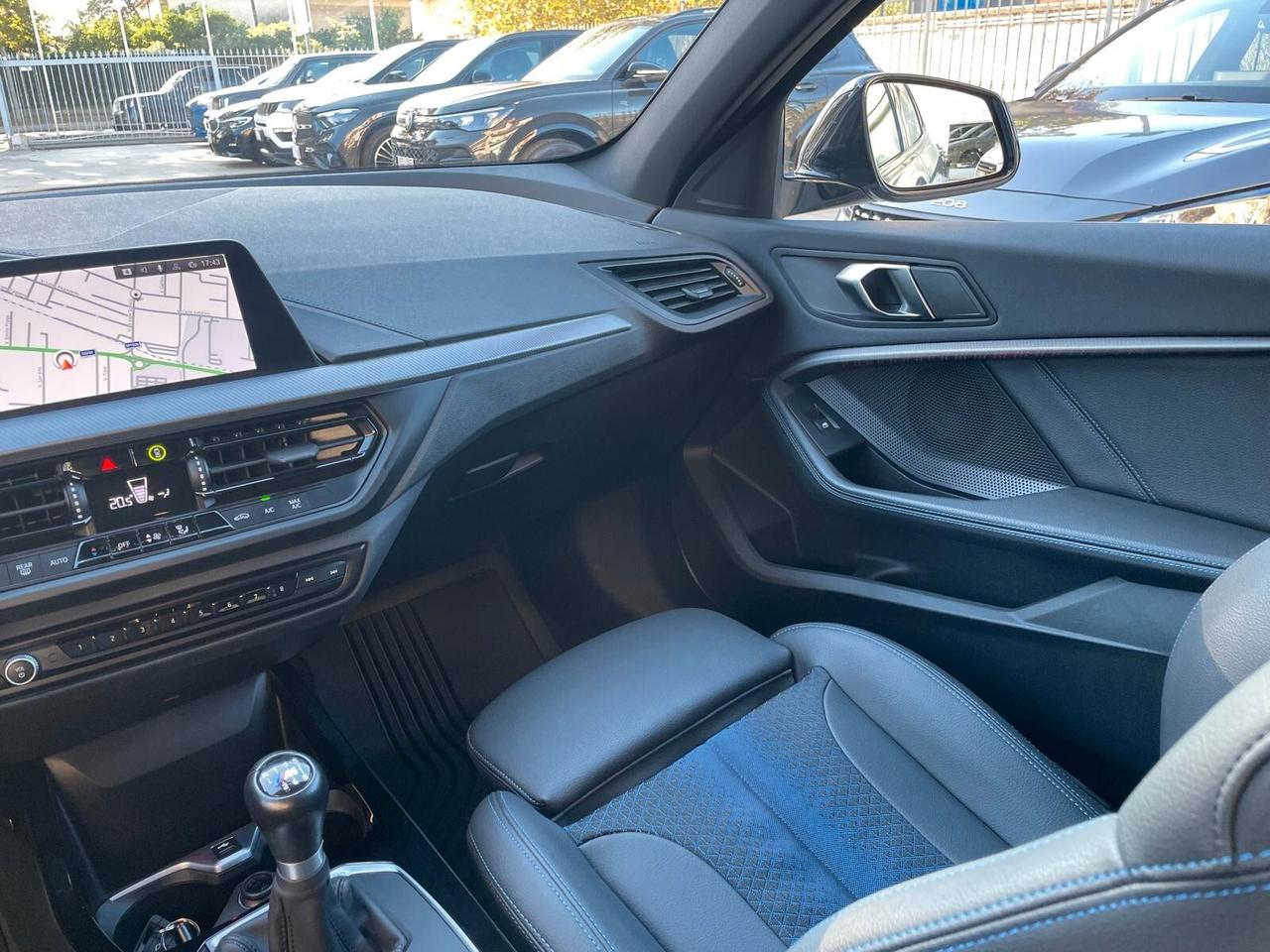 Bmw 118 118i 5p. Msport