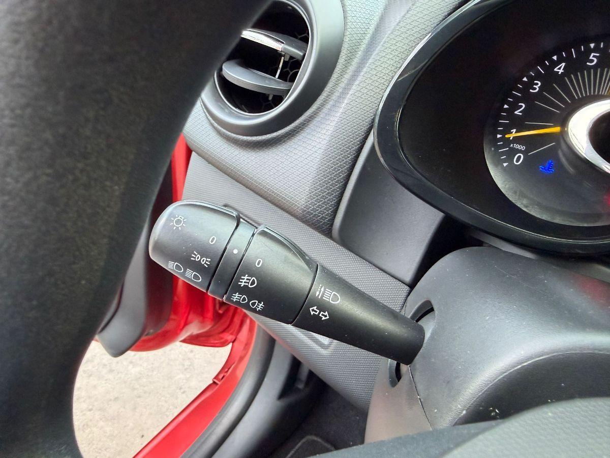 RENAULT - Clio - 1.2 75 CV 5p. Costume National