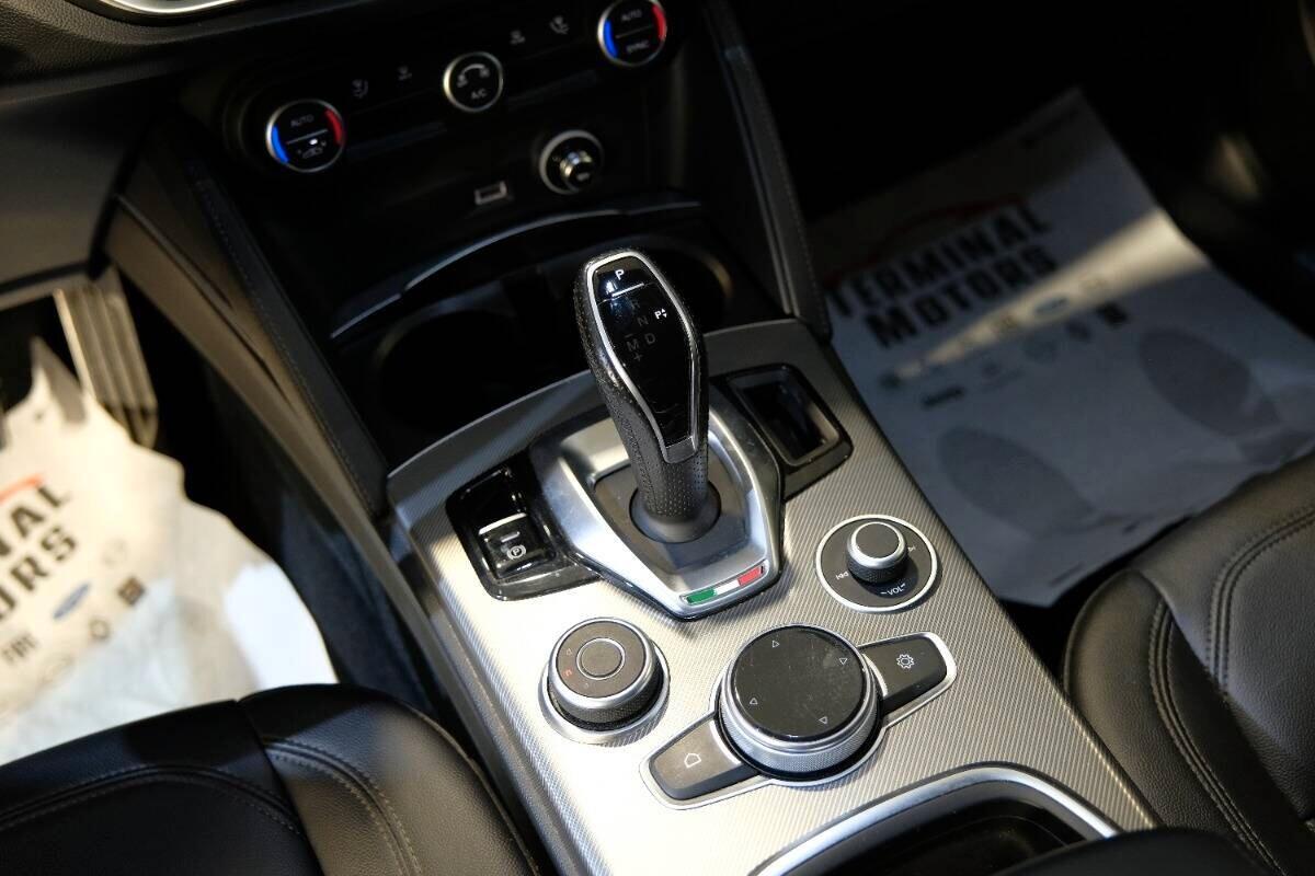 Alfa Romeo Stelvio 2.2 Turbodiesel 190 CV AT8 Q4 Sprint