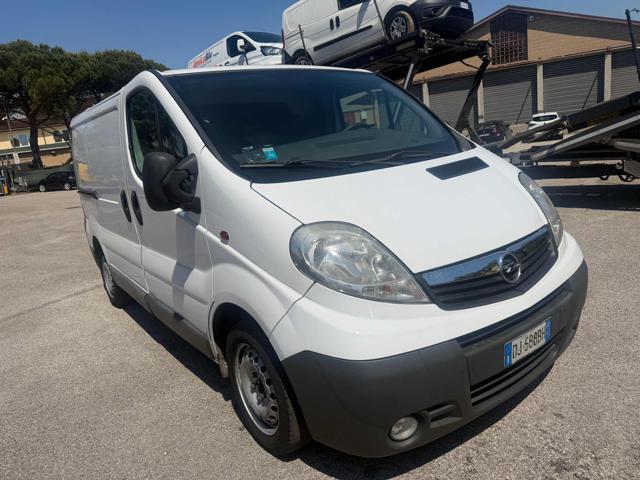 OPEL Vivaro 27 2.0 CDTI 120CV PC-TN Furgone Vetrato Bellissima