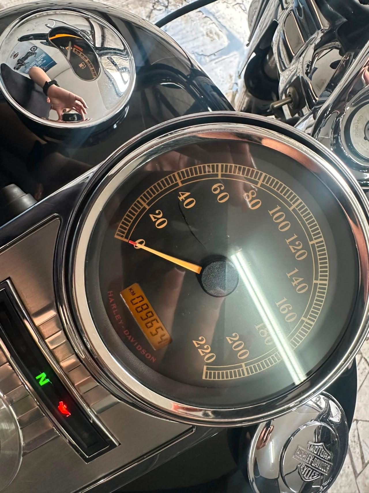 Harley-davidson FLHR Road King 1584