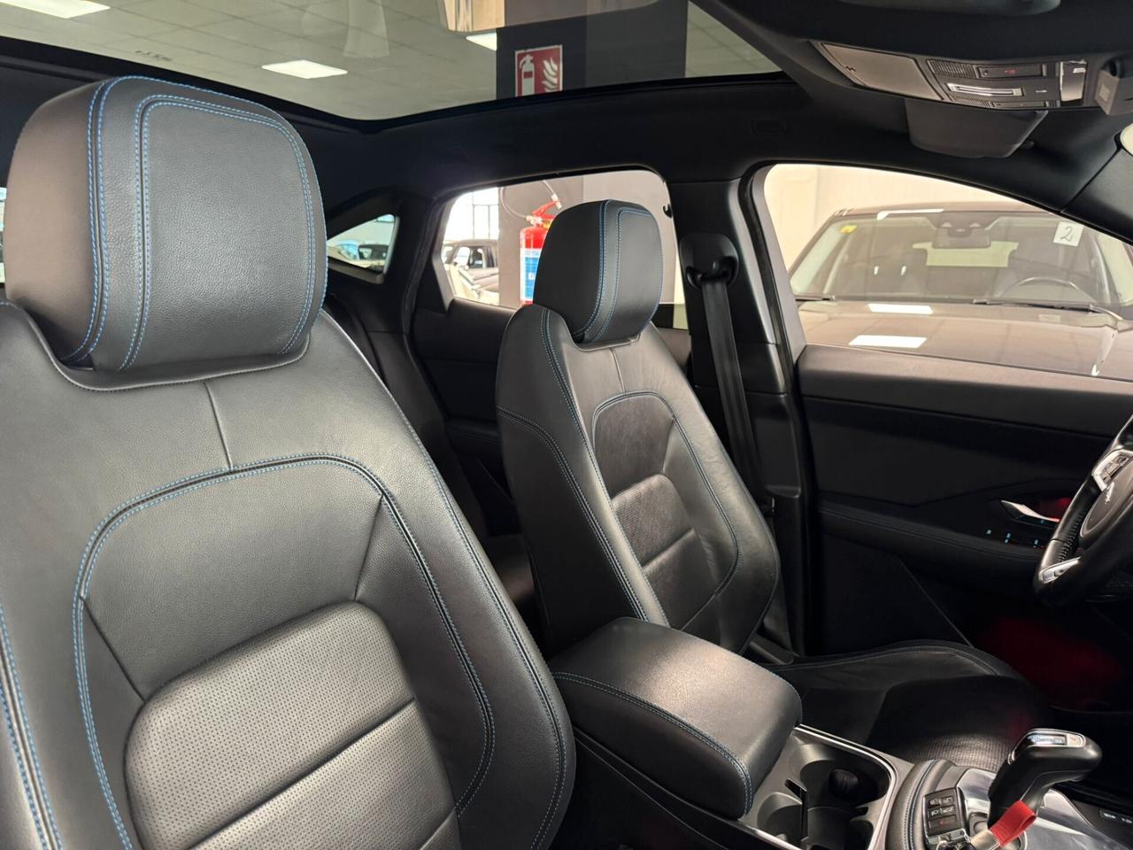 Jaguar E-Pace 2.0D 180 CV AWD R-Dynamic