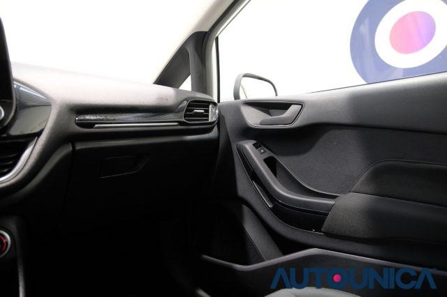 FORD Fiesta 1.0 ECOBOOST HYBRID 125 CV 5 PORTE CONNECT