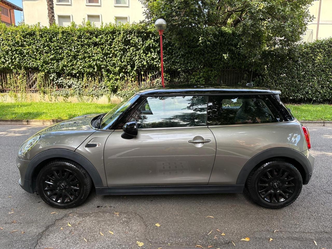 Mini Cooper D 1.5 DIESEL ANNO 2018 KM 90.000 CERTIFICATI