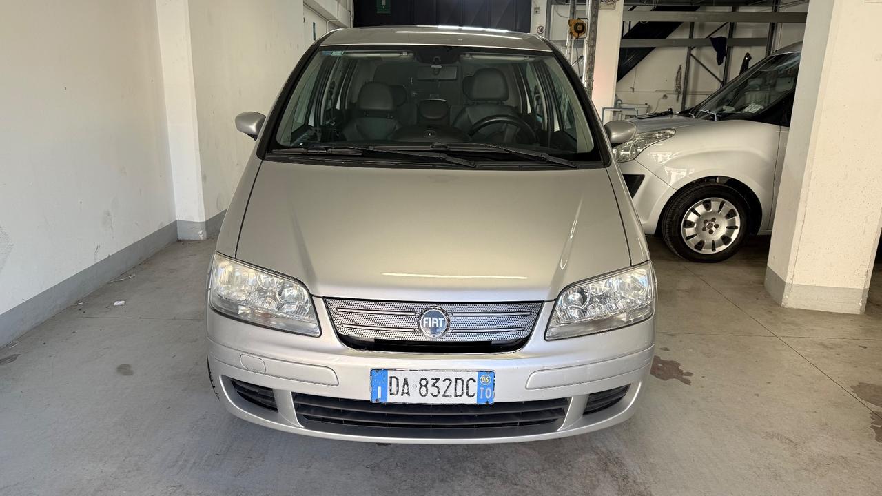 Fiat Idea 1.4 16V Emotion