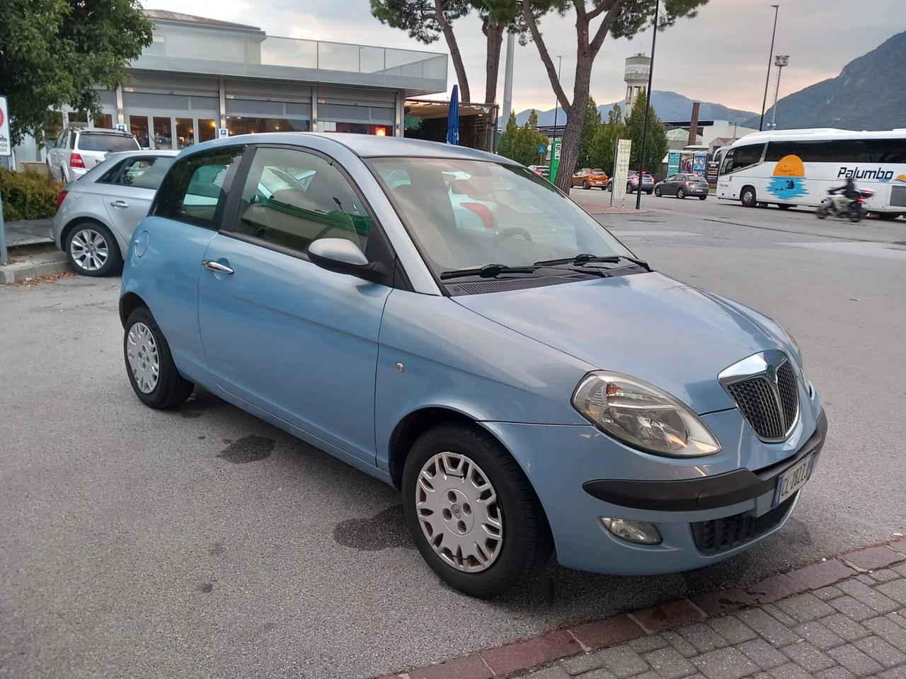 Lancia Ypsilon 1.2 Argento