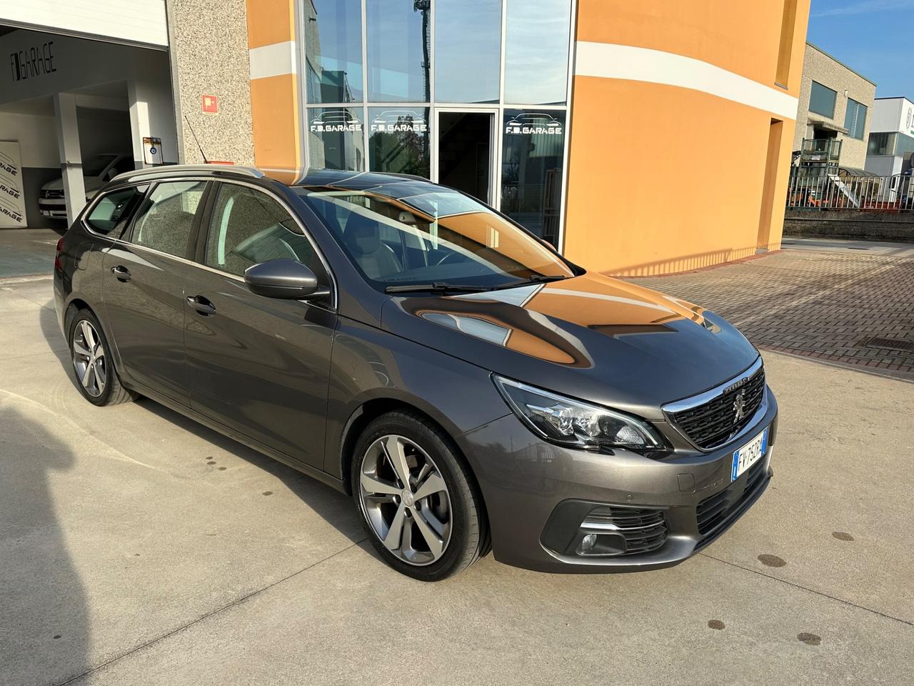 Peugeot 308 BlueHDi 130 S&S SW Active