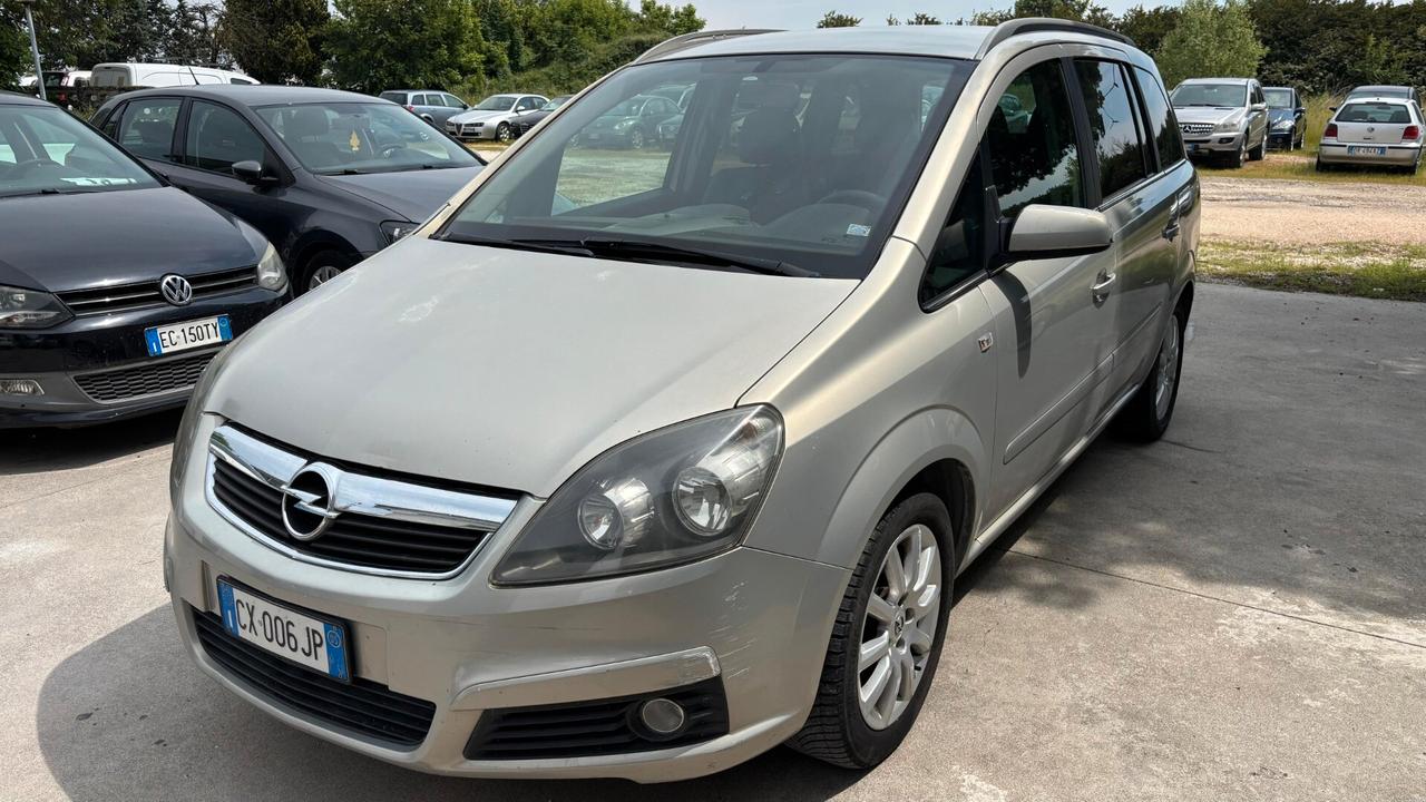Opel Zafira 1.9 CDTI 120CV Cosmo
