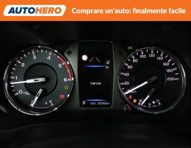 TOYOTA Hilux 2.8 D-4D A/T 4WD 48V 4 porte Double Cab Executive