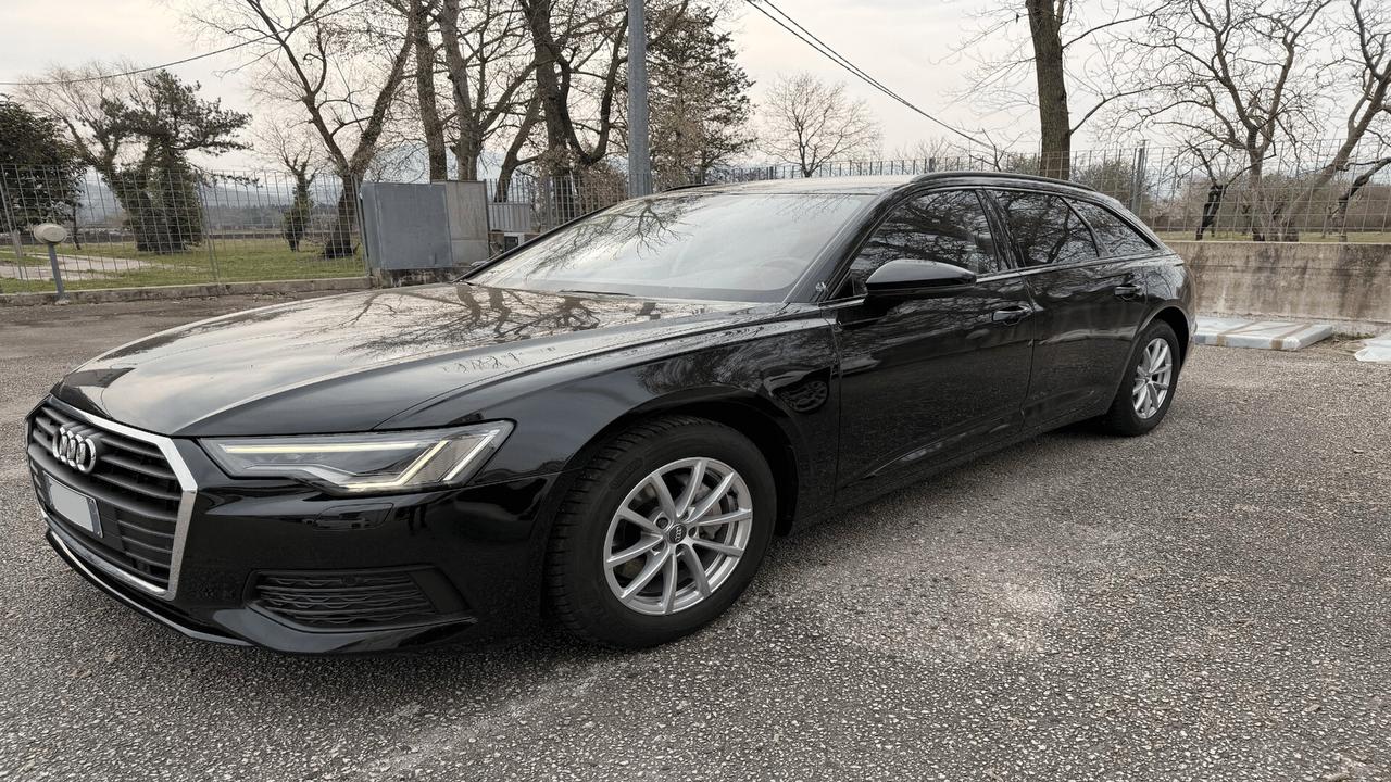 Audi A6 Avant 40 2.0 TDI S tronic Business Design