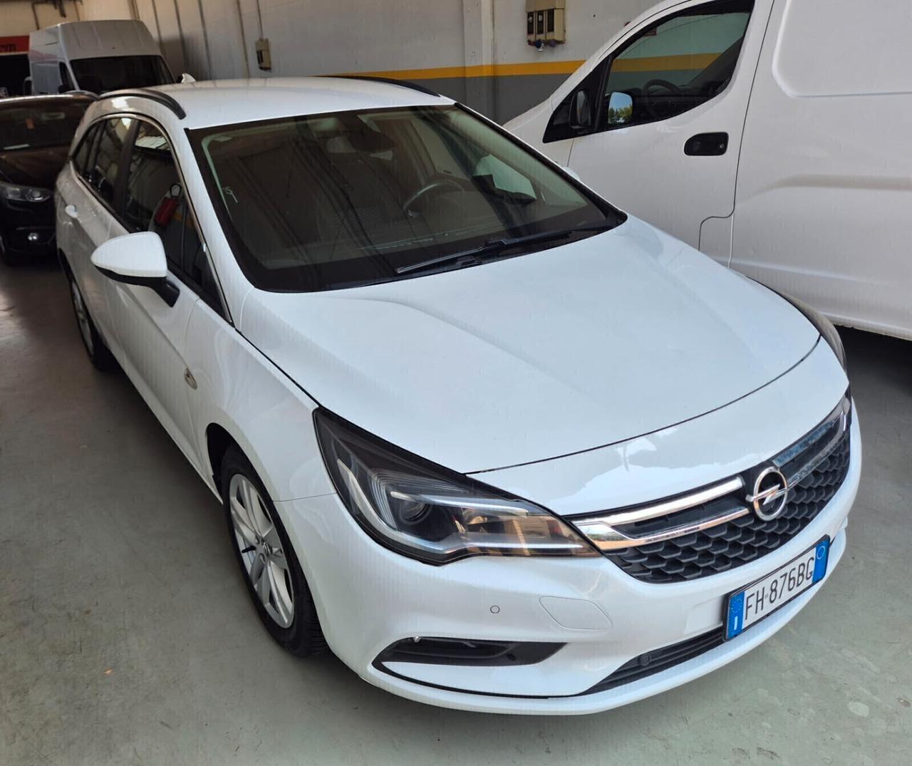 Opel Astra 1.6 CDTi 110CV Start&Stop Sports Tourer Business