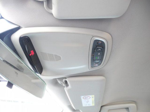 VOLVO V40 D2 1.6 D Kinetic - OK NEOPATENTATI - UNICO PROPR.