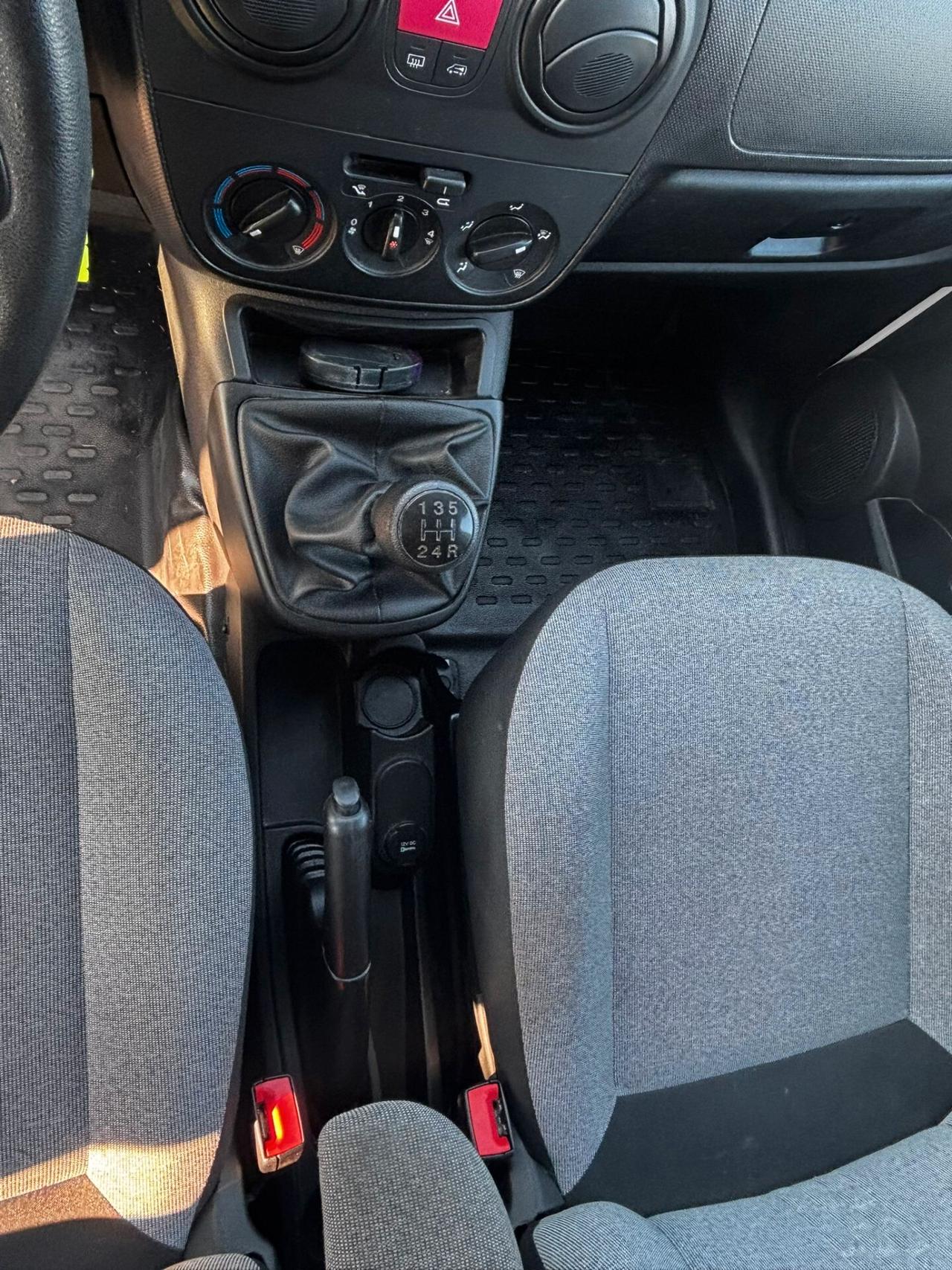 Fiat Fiorino 1.3 MJT 95CV Cargo SX