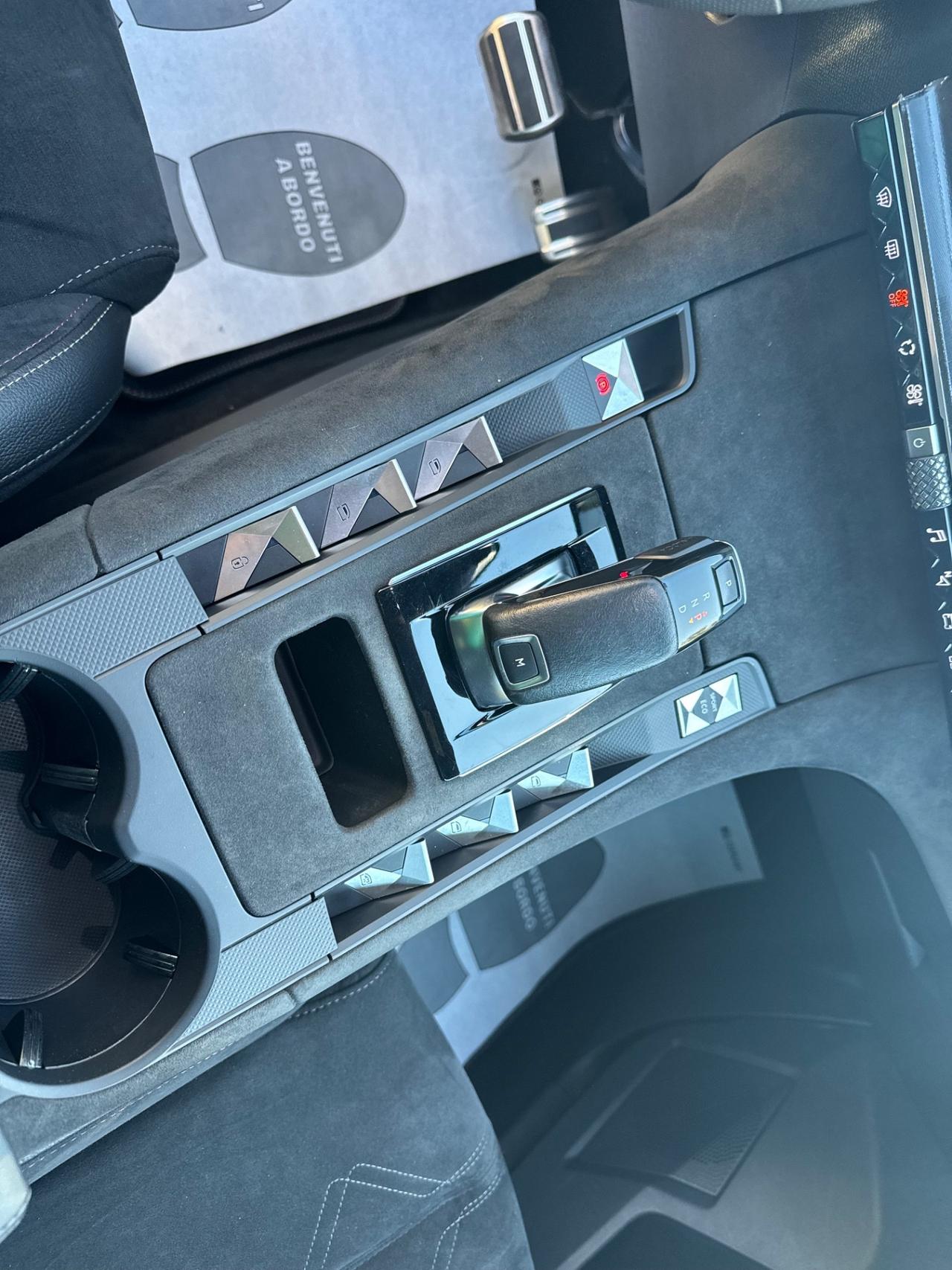 Ds 7 Crossback BlueHDi 130 aut. Performance Line