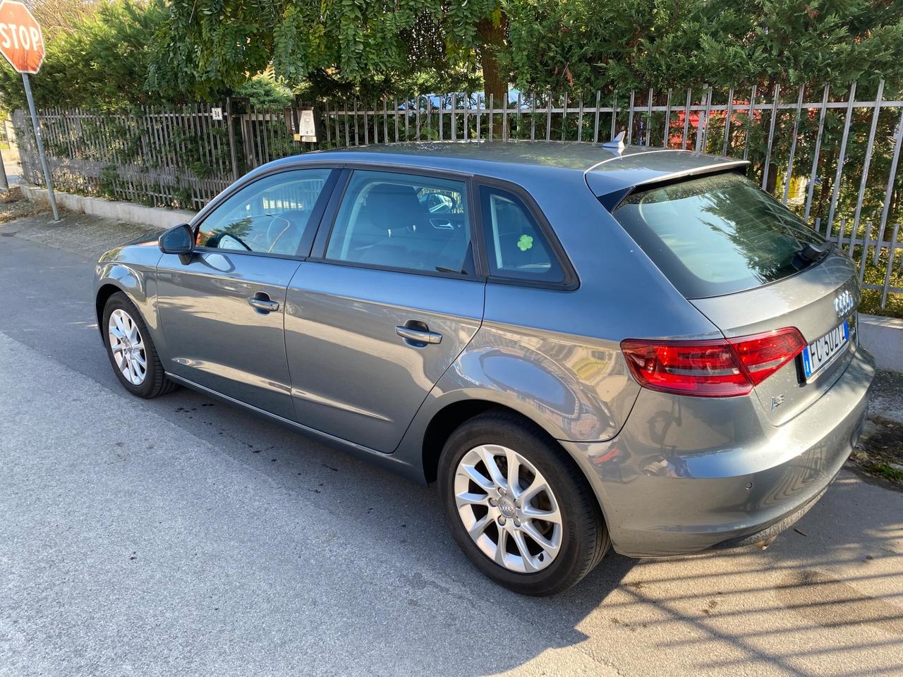 Audi A3 SPB 1.6 TDI clean diesel Ambition