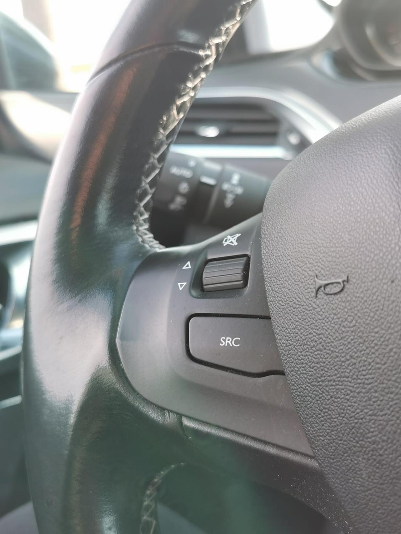 Peugeot 2008 PureTech Turbo 110 EAT6 Allure 2017