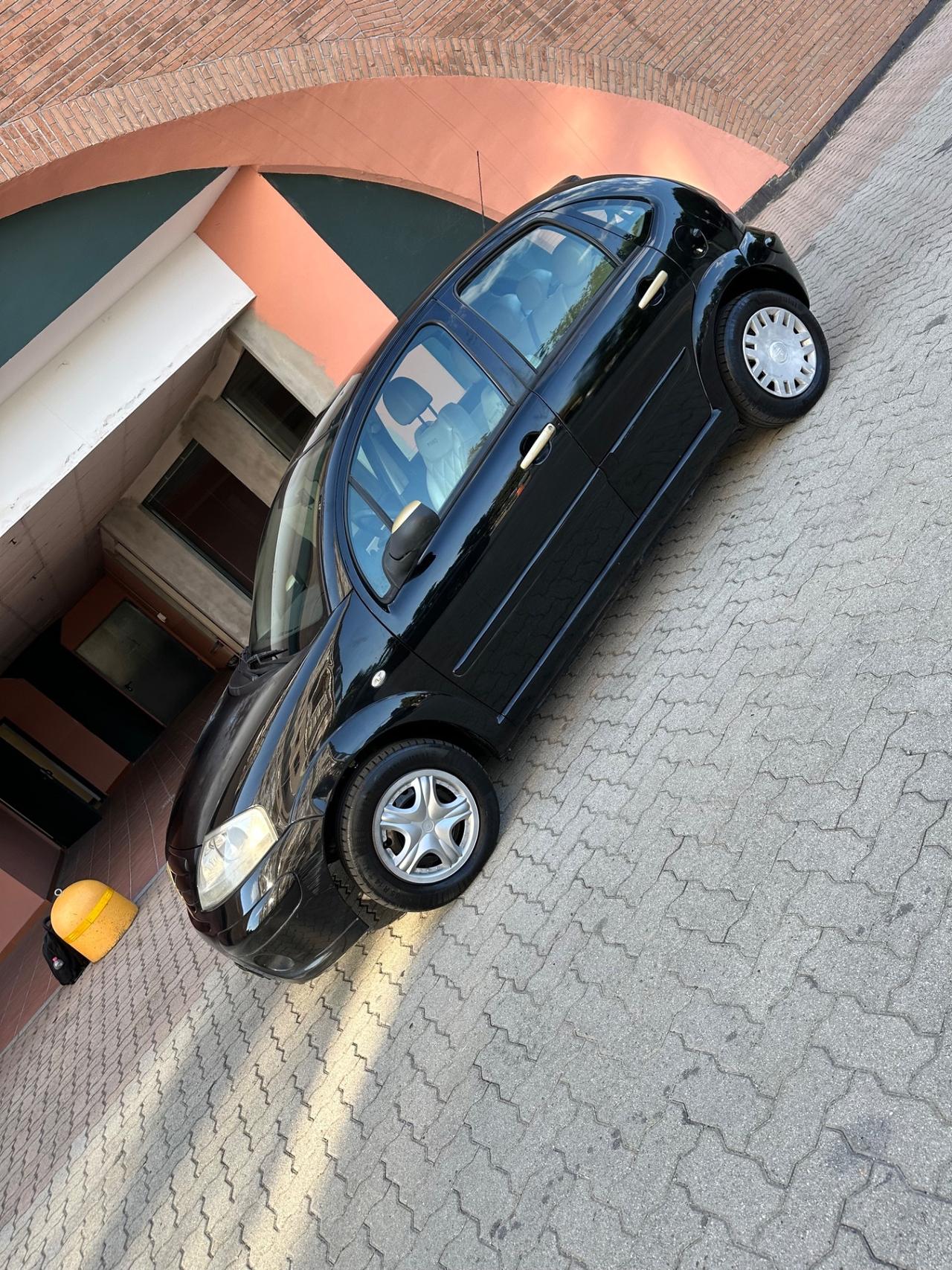 Citroen C3 1.4 16V Gold by Pinko