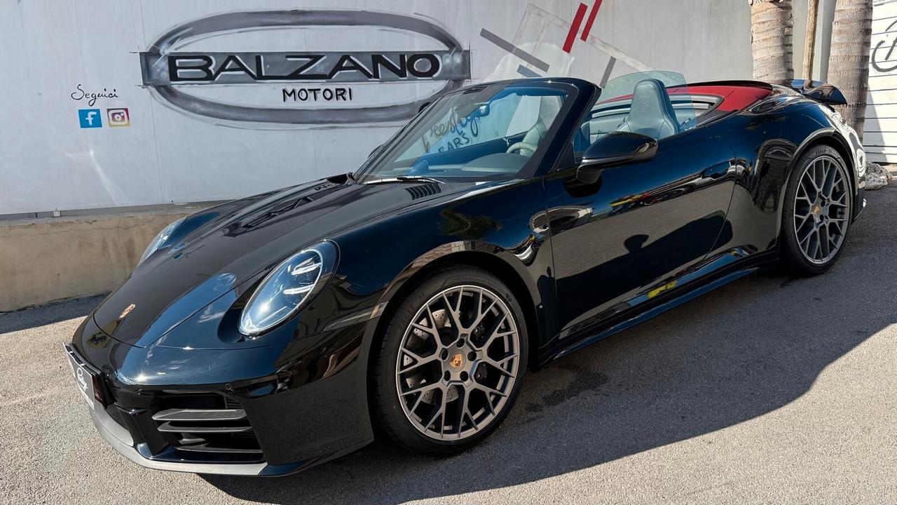 PORSCHE 911 CARRERA CABRIO 2025