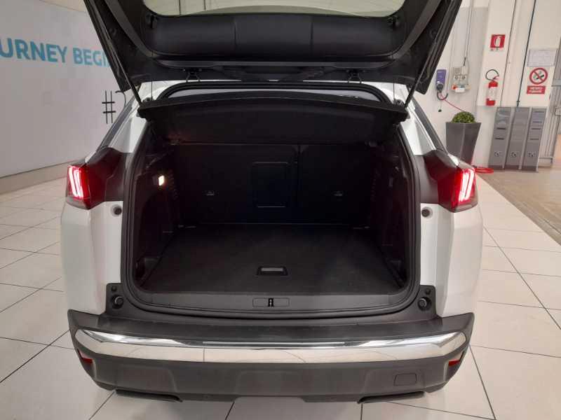 PEUGEOT 3008 2ª serie - 3008 BlueHDi 130 S&S EAT8 Allure