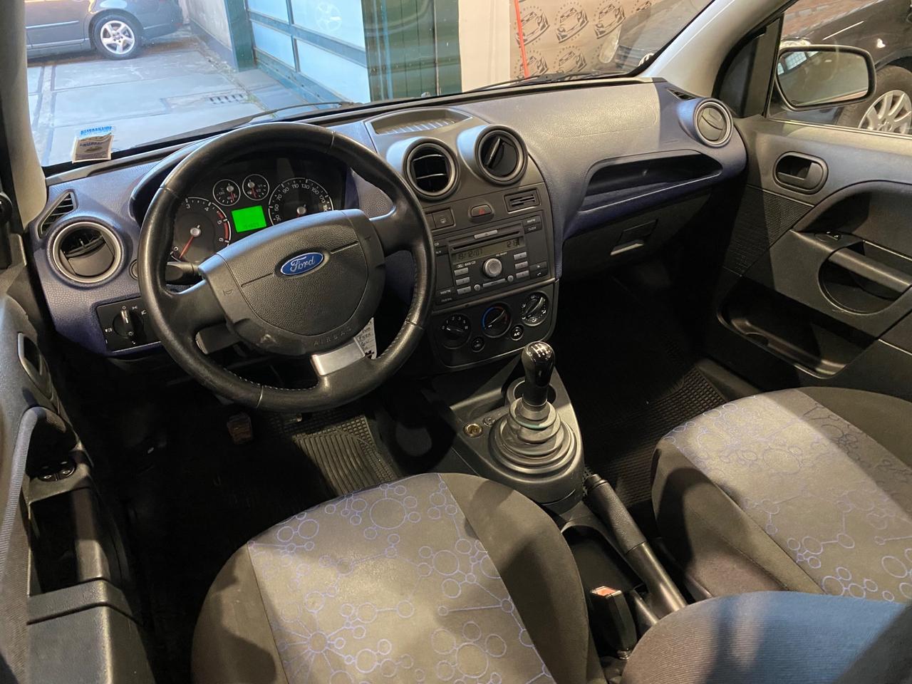 Ford Fiesta 1.4 TDCi 5p. Ghia