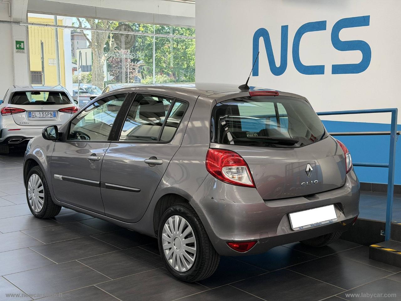 RENAULT Clio 1.2 5p. Luxe NEOPATENTATI