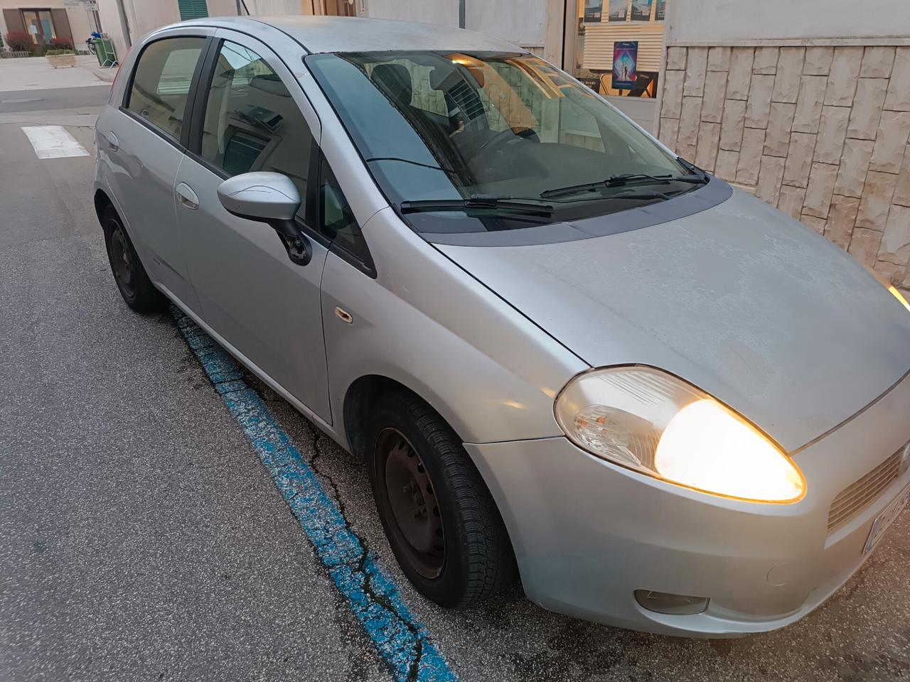 Fiat Grande Punto 1.3 MJT 75 CV 5 porte Dynamic