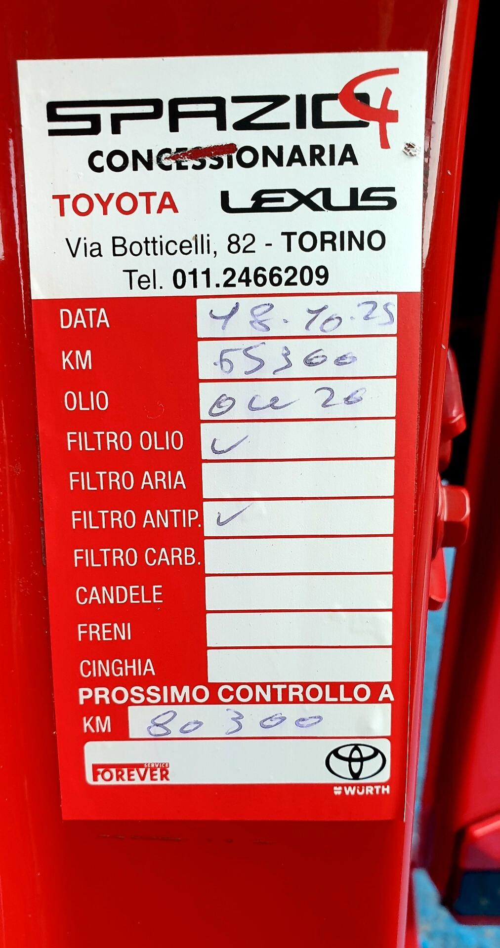 TOYOTA YARIS 1.5 BENZINA/IBRIDA KM 69 MILA CON GARANZIA TOYOTA