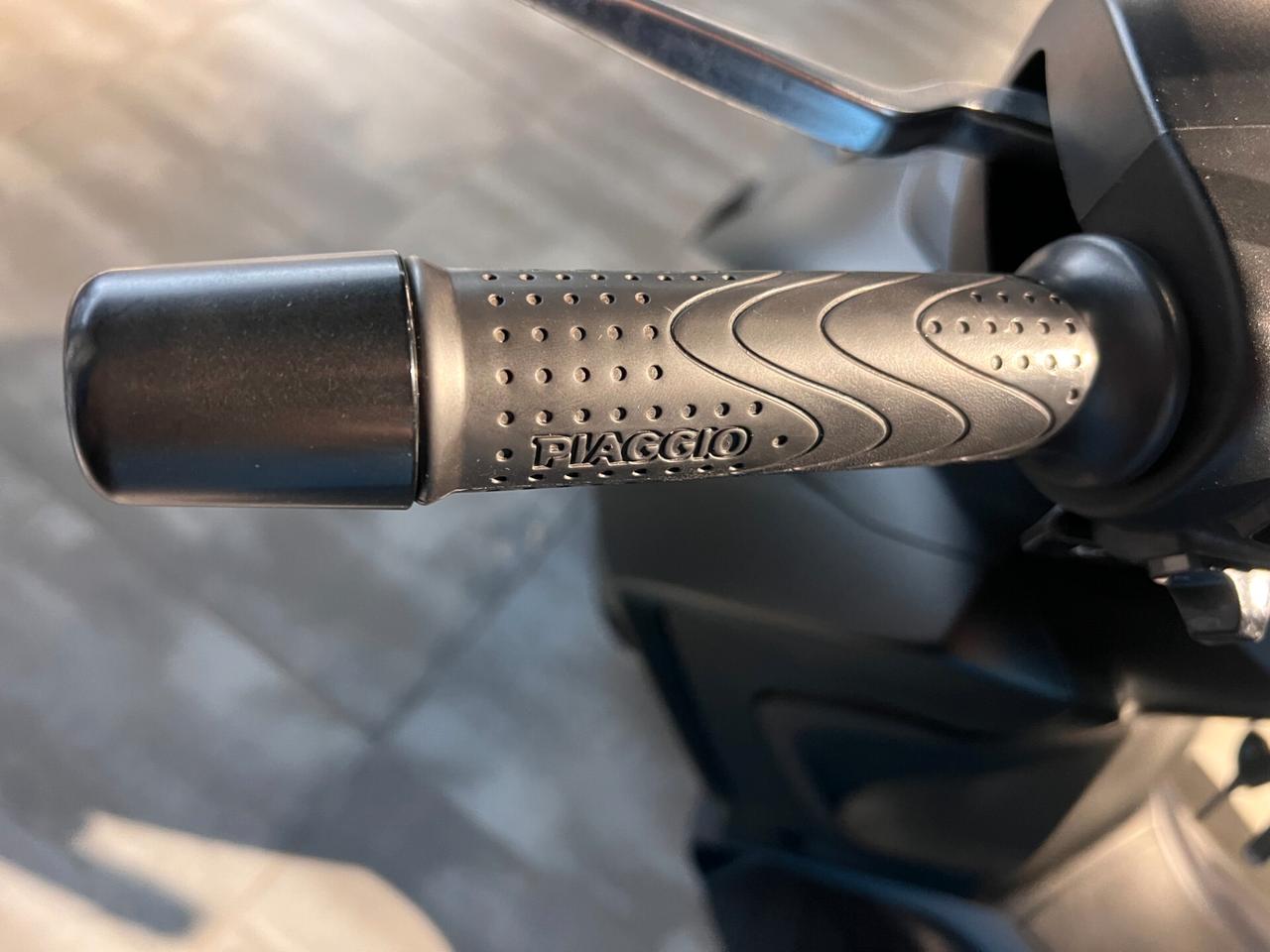 Piaggio Beverly 400 s